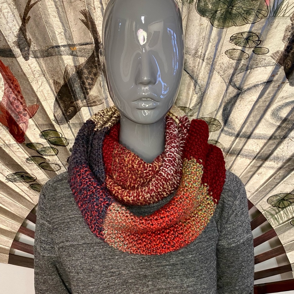 Hand Knitting Cowl, Burgundy Tones
